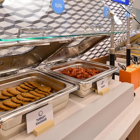 加斯顿角近贝尔沃堡康福特茵酒店 洛顿 外观 照片